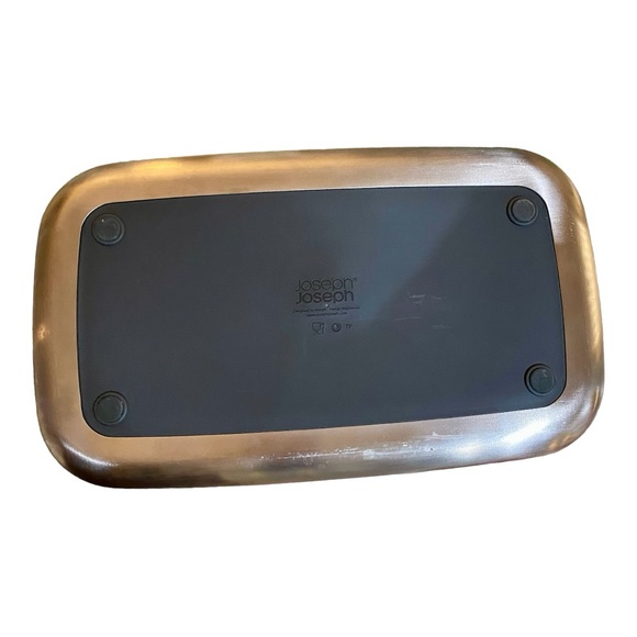 Joseph Joseph bread bin/box 12” x 8” x 7” stainless steel with bamboo lid. EUC - Picture 5 of 7